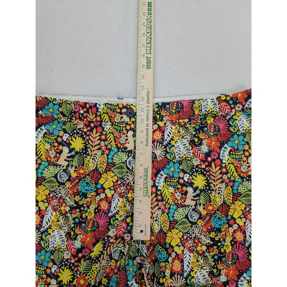 Crown & Ivy Women's Short Size 24W Floral Jungle Print Chino Casual - Picture 7 of 11